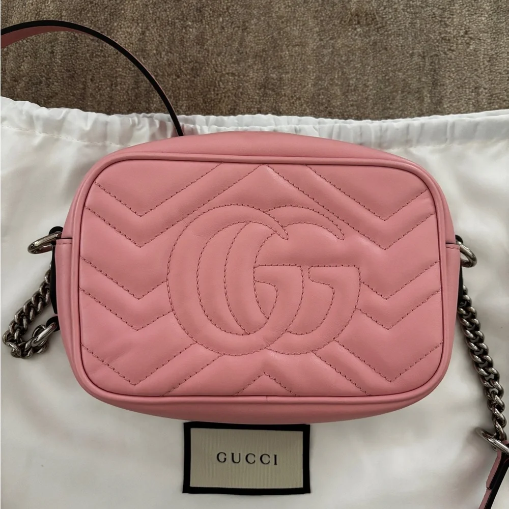 Gucci GG Marmont Small Camera Bag Blush Pink Matelassé Leather Silver Hardware - Picture 4 of 12